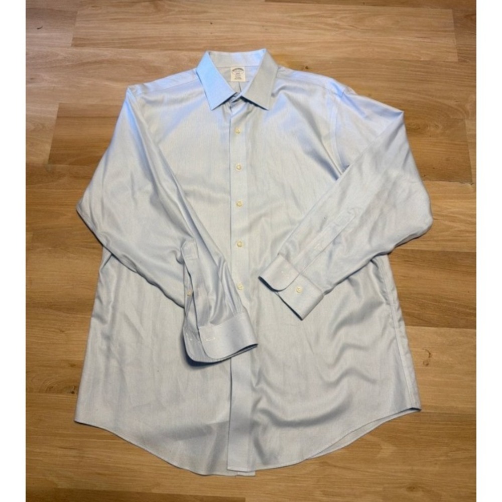 Brooks Brothers Regent Non-Iron Dress Shirt 17 Light Blue Old Money Ivy League - Picture 3 of 4